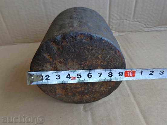 Auction  Old weighing scale, exaggeration, kilogram control weight