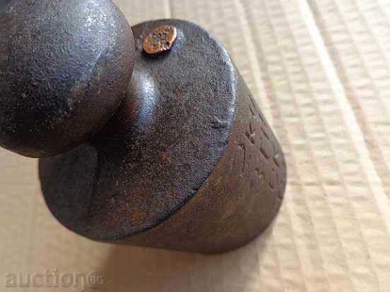 Old weighing scale, exaggeration, kilogram control weight - 6 Old weighing scale, exaggeration, kilogram control weight - 6