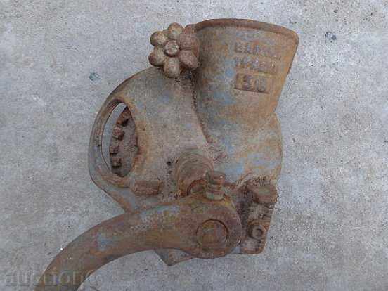Handmill for corn, milling machine, grinder with price 49.00 BGN | € 25.05