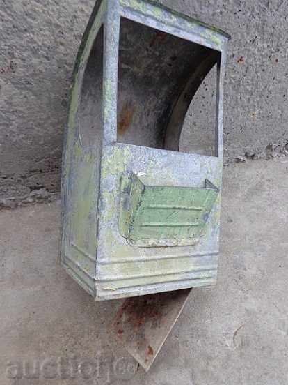 Multe gunoi vechi, coș de gunoi în sfârșitul anilor '40 secolului XX parcul - 7