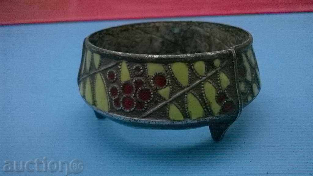 Delivery of Old caviar tray Delivery of Old caviar tray