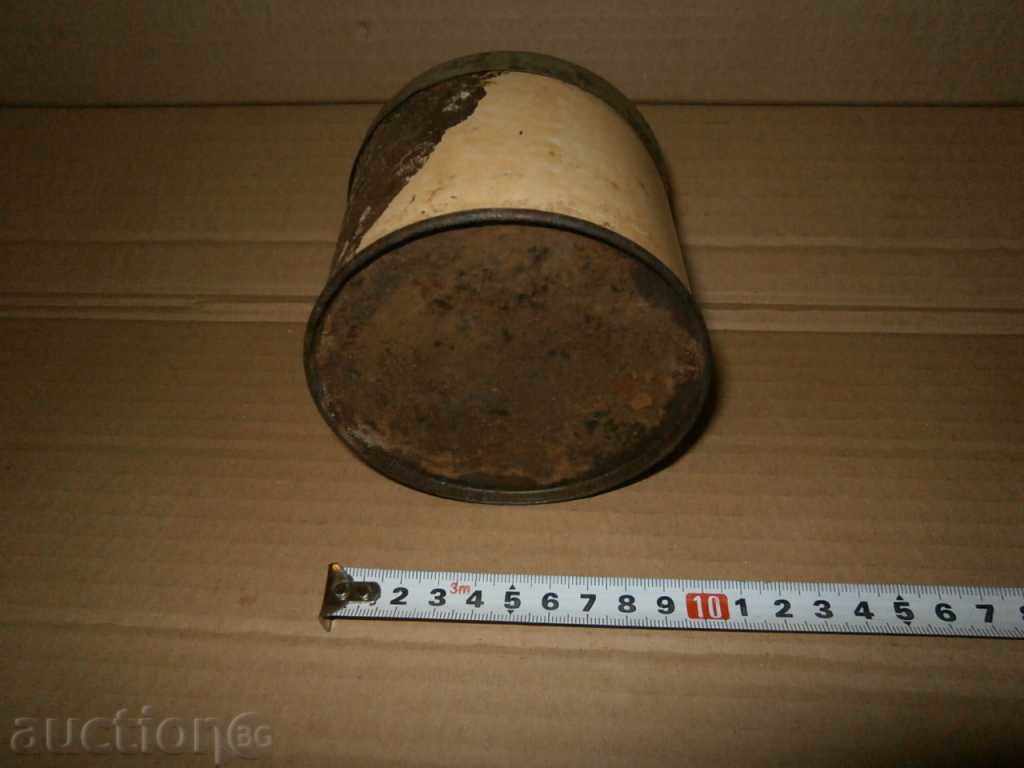 Delivery of Bulgarin old metal box