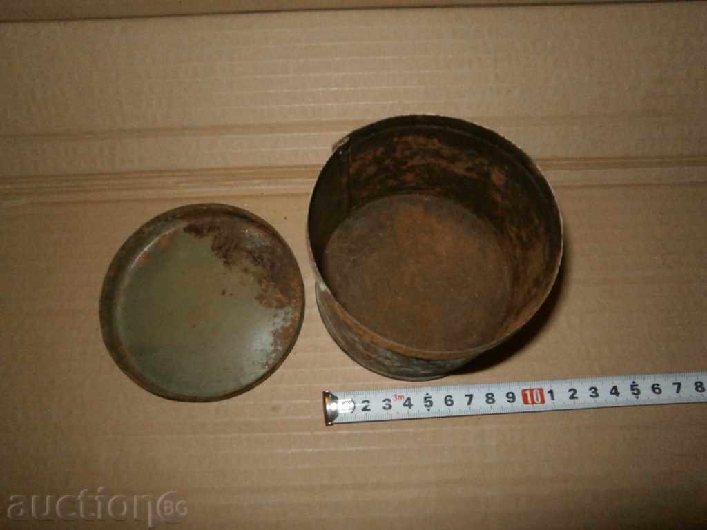 Bulgarin old metal box - 5