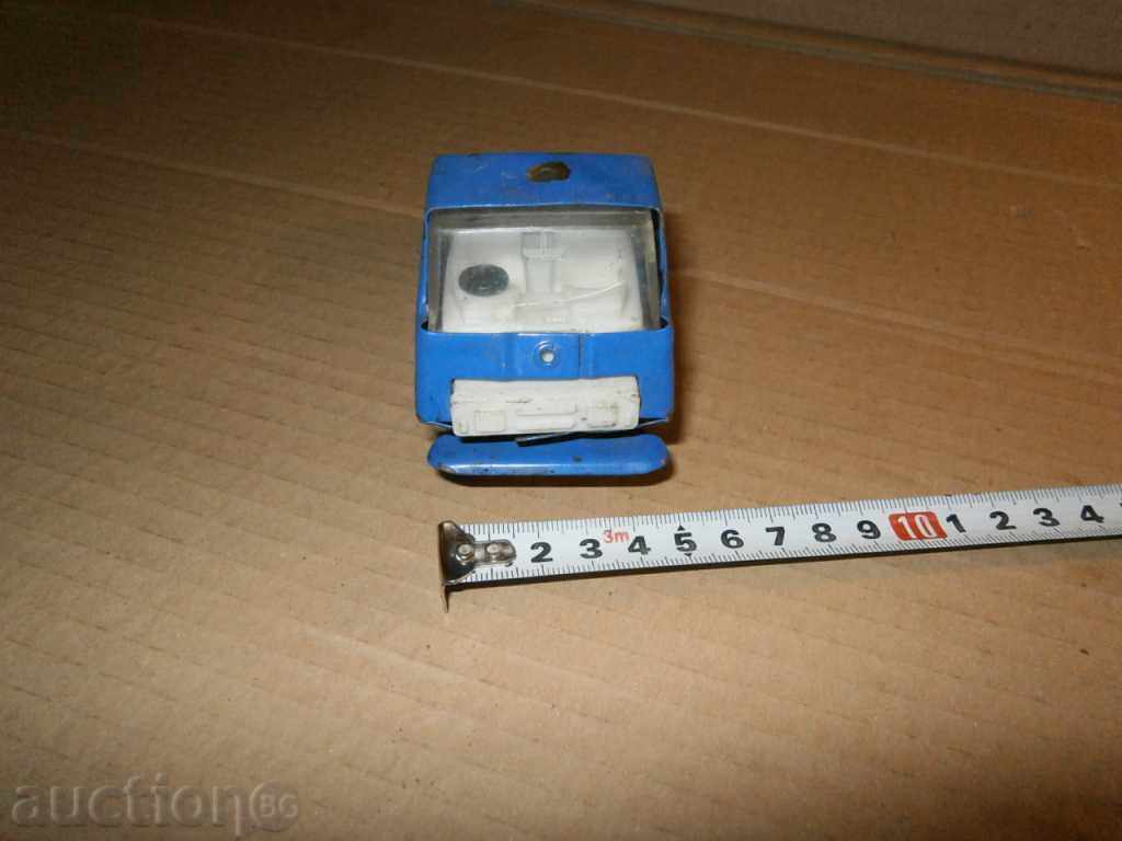 Auction metal truck early soc for restoration Auction metal truck early soc for restoration