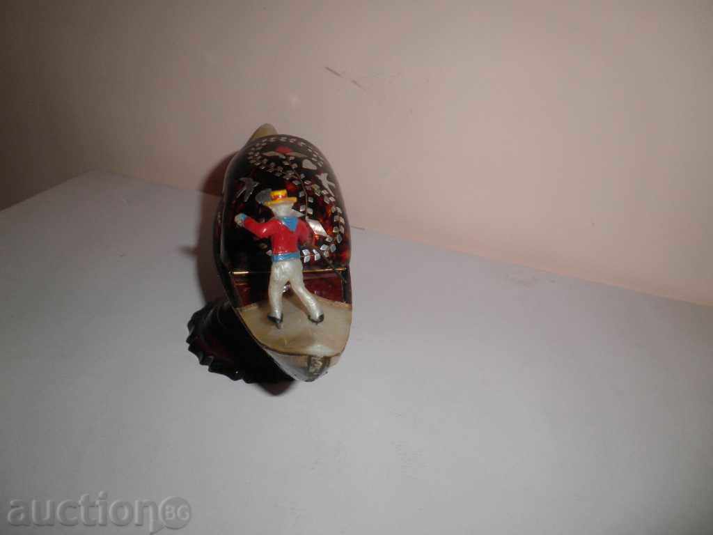 Delivery of SOUVENIR FROM VENICE Delivery of SOUVENIR FROM VENICE