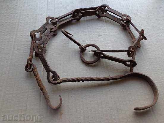 cârlig Vechi lanț forjate, focar cuier cu preț 40.00 BGN | € 20.45