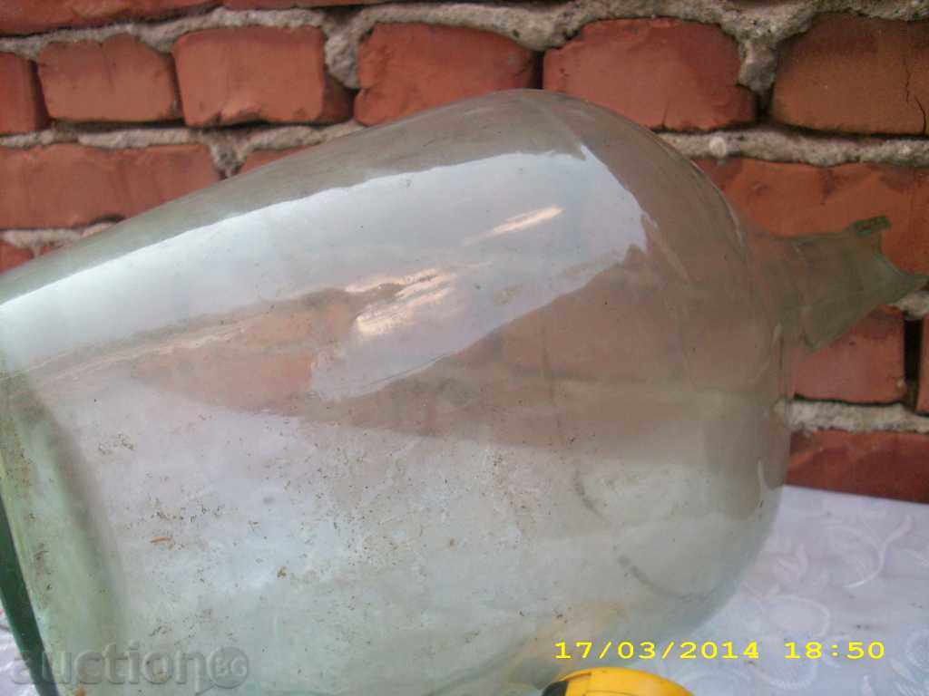 Παλιά γυάλινη κανάτα - 7