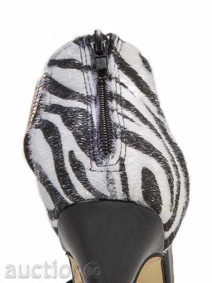 Licitație Sandale pentru femei COCO PERLA