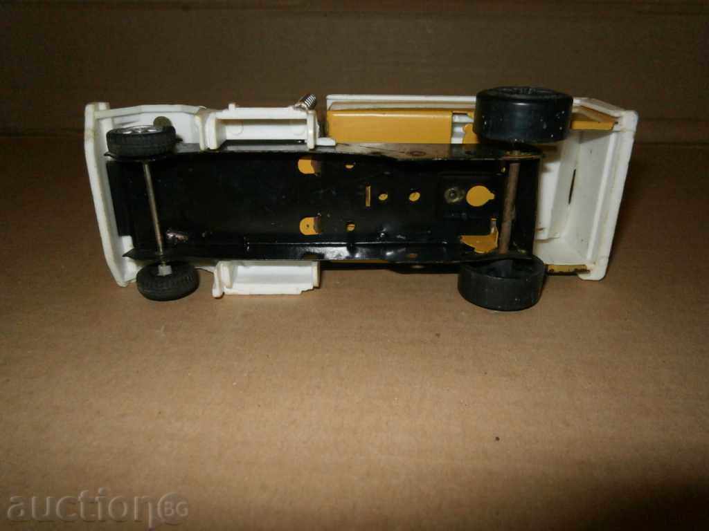 metal cameo tin toy 70s - 6 metal cameo tin toy 70s - 6