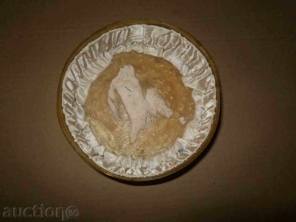 Delivery of jewelry box of cataline salt Delivery of jewelry box of cataline salt