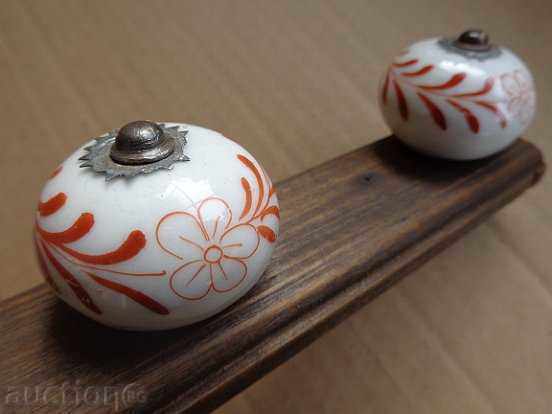 Auction Porcelain balls for a base cabinet, hardware, handles, side tables Auction Porcelain balls for a base cabinet, hardware, handles, side tables