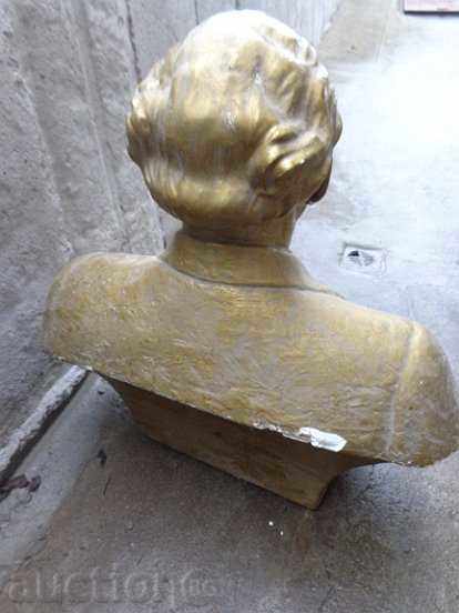 Огромен бюст на вожда и учителя  Георги Димитров - 7