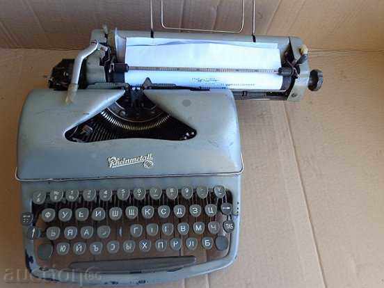 German typewriter "RHEINMETALL" in Cyrillic for the USSR with price 95.00 BGN | € 48.57 German typewriter "RHEINMETALL" in Cyrillic for the USSR with price 95.00 BGN | € 48.57