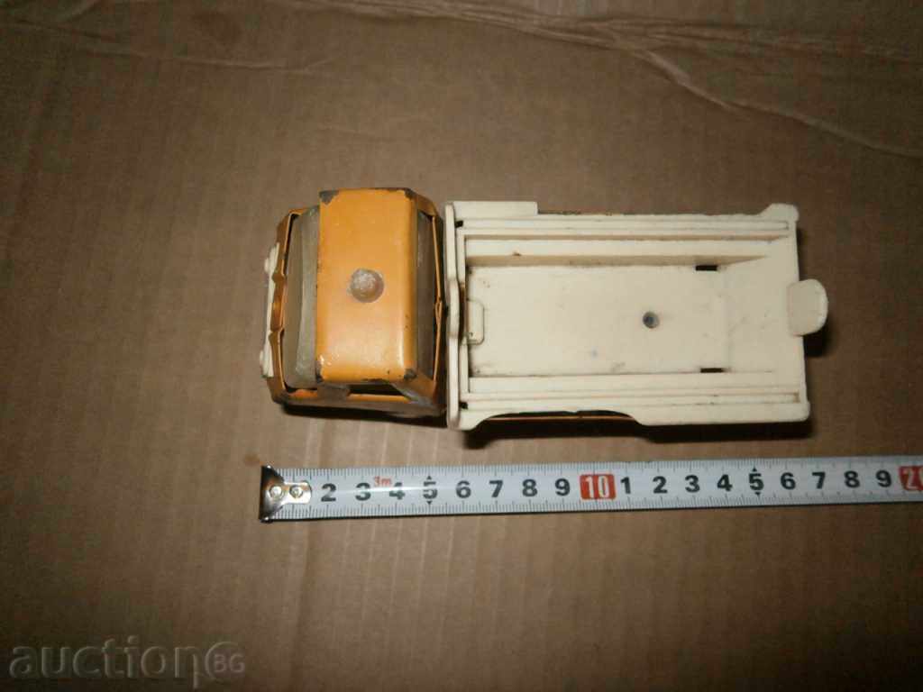 Auction truck assistance truck Auction truck assistance truck