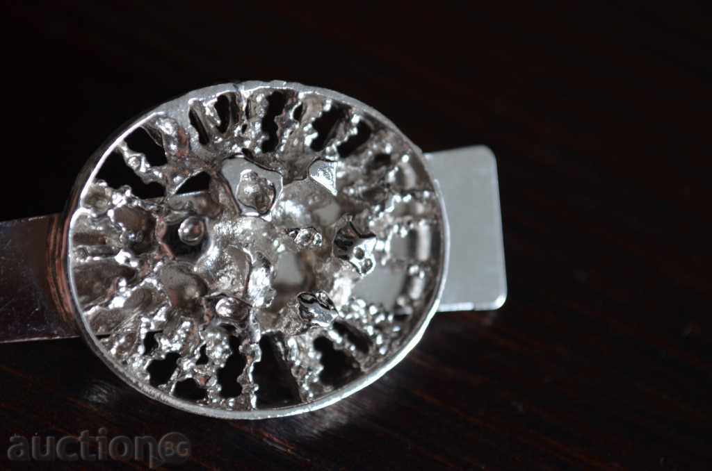 Design needle tie with price 5.00 BGN | € 2.56 Design needle tie with price 5.00 BGN | € 2.56