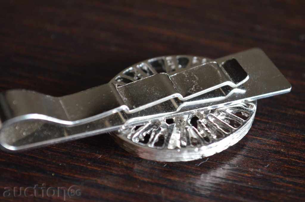 Auction Design needle tie Auction Design needle tie