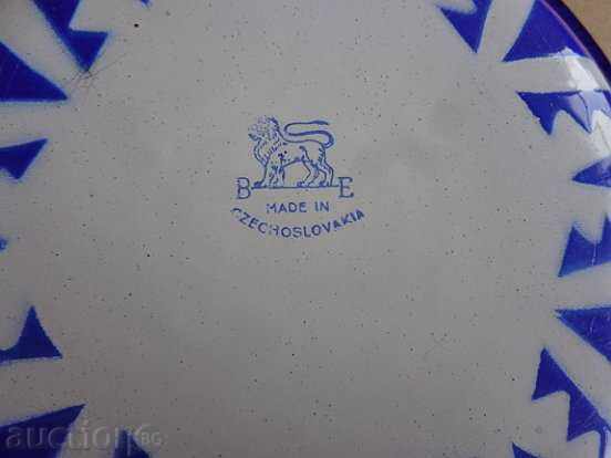 Παράδοση Παλιά μπολ με σμάλτο, Τσεχοσλοβακία πριν από τον πόλεμο Παράδοση Παλιά μπολ με σμάλτο, Τσεχοσλοβακία πριν από τον πόλεμο