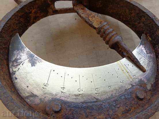 Παλιά οθωμανική ζυγαριά σε οκί και κιλά, ζυγαριά, παλάντζα - 6