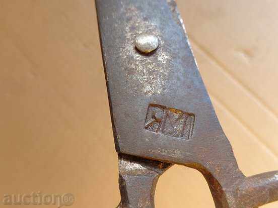 Παράδοση Παλιά πλαστά ψαλίδι με κύριο εκτύπωσης, σφυρήλατο σίδερο Παράδοση Παλιά πλαστά ψαλίδι με κύριο εκτύπωσης, σφυρήλατο σίδερο