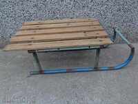 Παιδικό έλκηθρο από την εποχή του πρώιμου σοσιαλισμού