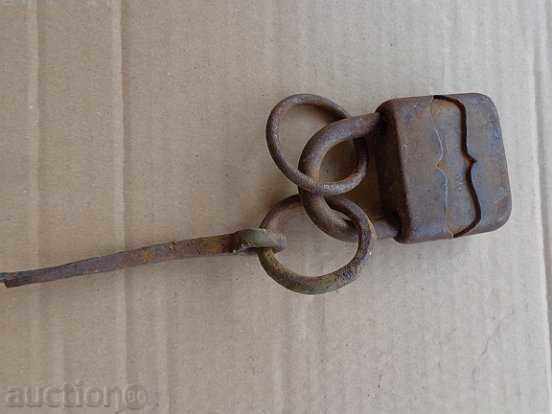 Livrarea Vechi lacătul de la începutul secolului XX, kofar, Katanec cu inel