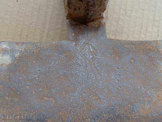 Delivery of Old pick, wrought iron, instrument, instrument Delivery of Old pick, wrought iron, instrument, instrument