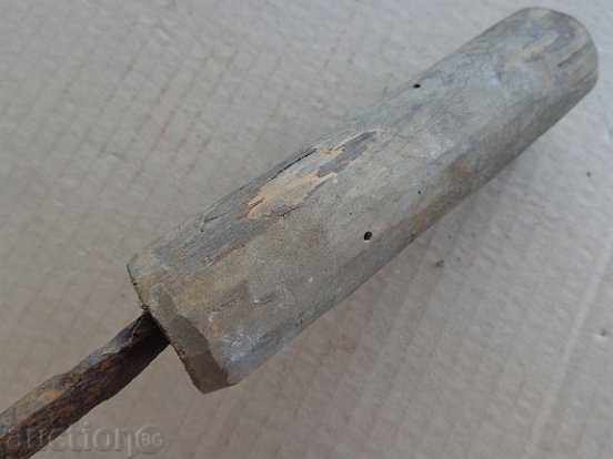 Delivery of Old wagon, wrought iron, tool, farmer Delivery of Old wagon, wrought iron, tool, farmer