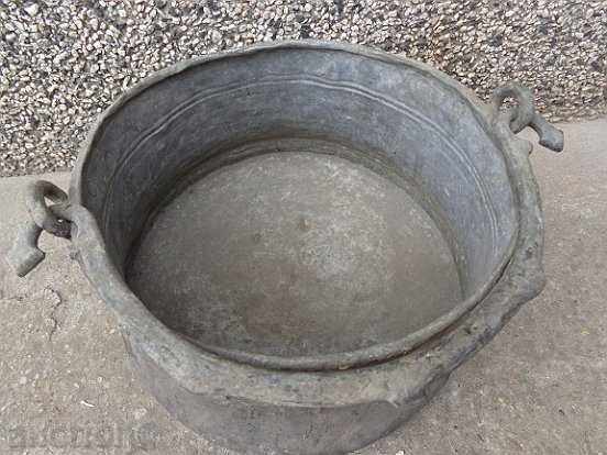 An old man, a boiler, a baker, a copper pot - 6 An old man, a boiler, a baker, a copper pot - 6