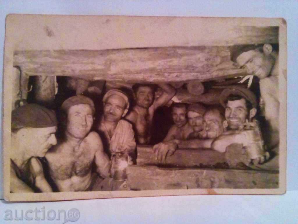 Old photo miners