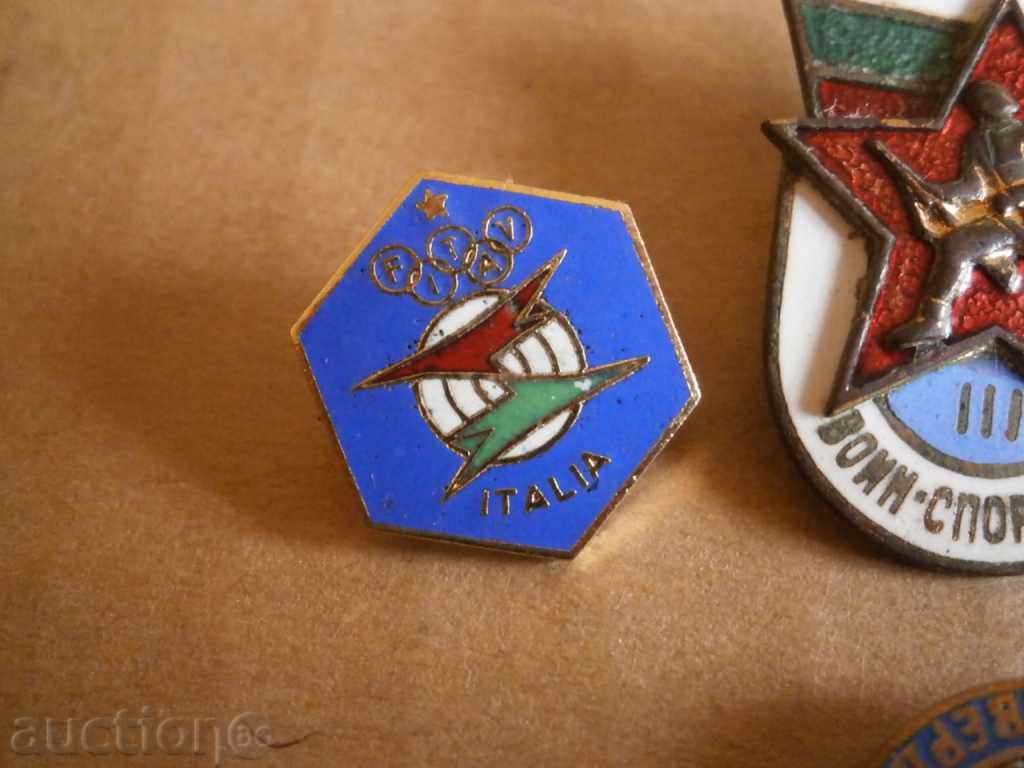 insigne LOT cu preț 15.00 BGN | € 7.67 insigne LOT cu preț 15.00 BGN | € 7.67