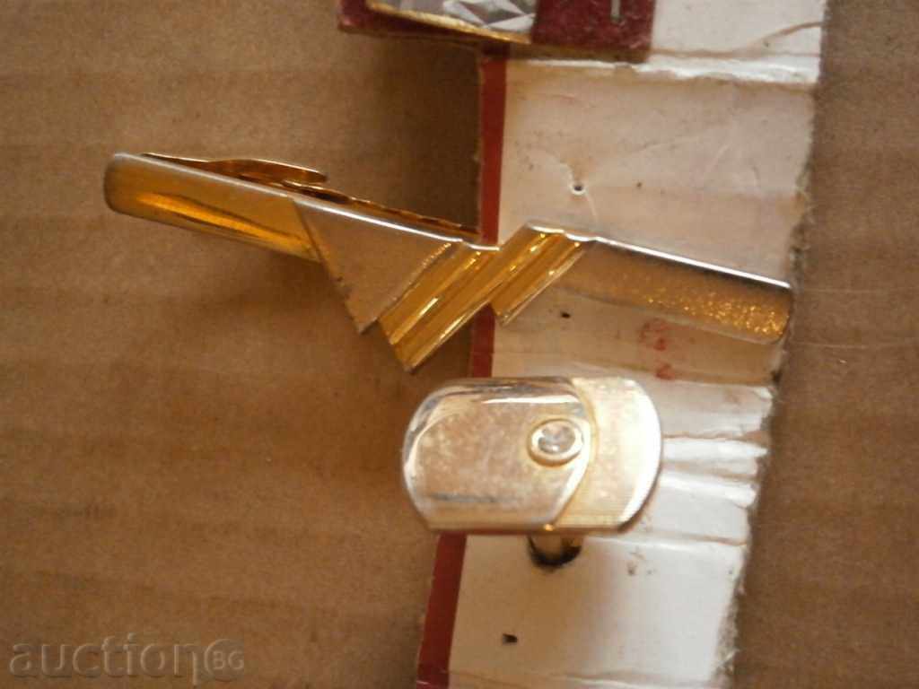 Auction cufflinks and tie clip Auction cufflinks and tie clip