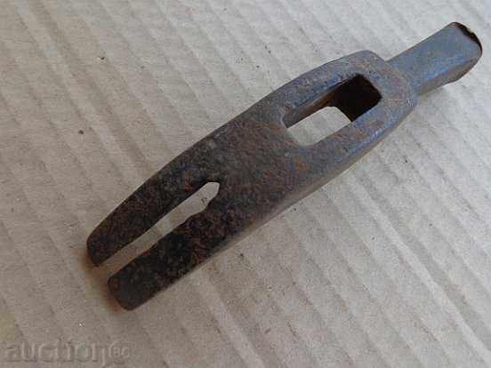 Old hammer shoe hammer knife tool forged iron - 6 Old hammer shoe hammer knife tool forged iron - 6