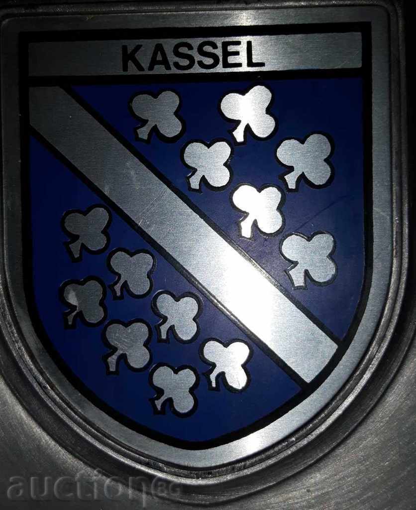 Аукцион Релефни пана с автентични цветни гербове - Лот 4 бр. Аукцион Релефни пана с автентични цветни гербове - Лот 4 бр.