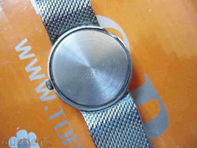 Παράδοση Ένα δοκάρι Παράδοση Ένα δοκάρι