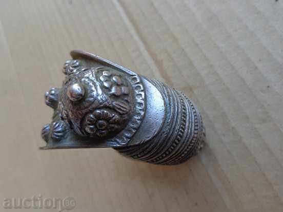 Antique silver bracelet "slingshot" type, ornament, jewel, string with price 269.90 BGN | € 138.00 Antique silver bracelet "slingshot" type, ornament, jewel, string with price 269.90 BGN | € 138.00