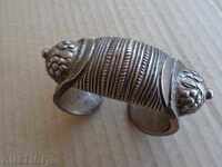 Brățară veche de argint tip "catarama", bijuterie, podoabă, șirag