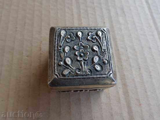 Renaissance silver box enfie wedding rings wedding cross