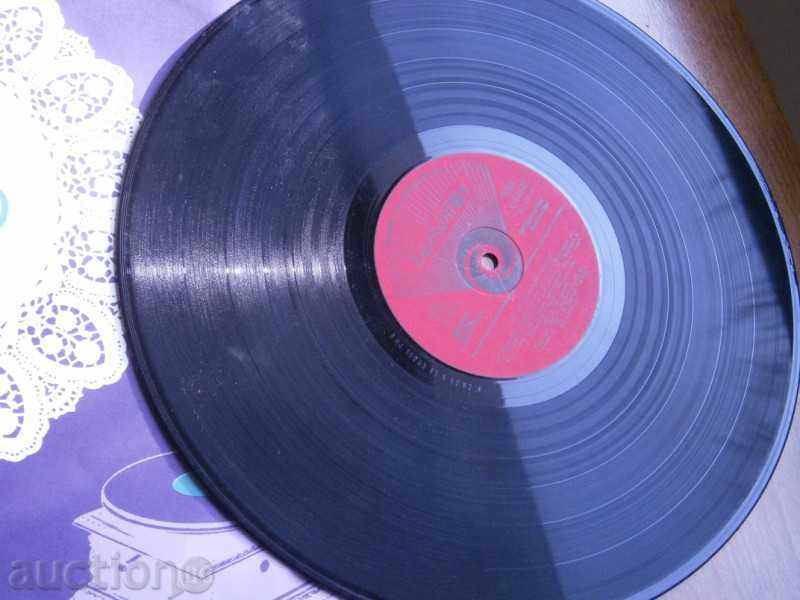 Delivery of GUESTS OF WHITE SMALL LARGE FLAT - Balkanton - WA 11045 Delivery of GUESTS OF WHITE SMALL LARGE FLAT - Balkanton - WA 11045