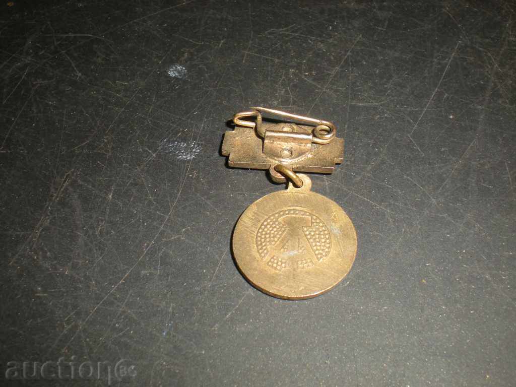 Πώληση σήμα. με τιμή 5.50 BGN | € 2.81 Πώληση σήμα. με τιμή 5.50 BGN | € 2.81