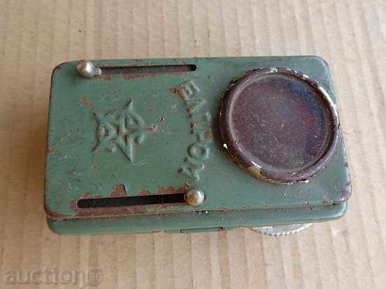 Old flashlight, lantern, lamp with price 10.00 BGN | € 5.11 Old flashlight, lantern, lamp with price 10.00 BGN | € 5.11