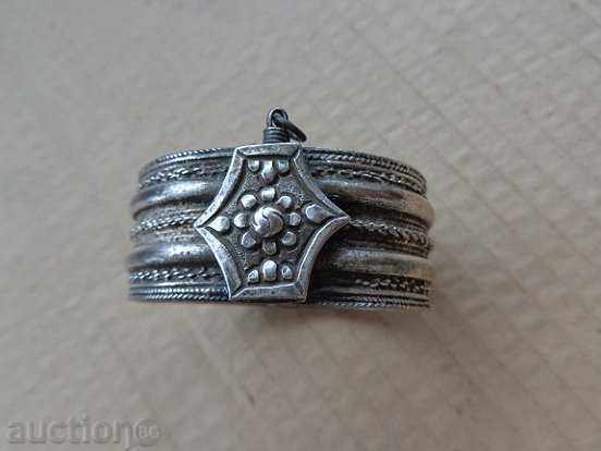 Renaissance silver bracelet, jewelry, jewelry, necklace, ring with price 169.90 BGN | € 86.87 Renaissance silver bracelet, jewelry, jewelry, necklace, ring with price 169.90 BGN | € 86.87