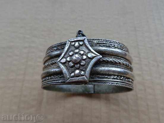 Renaissance silver bracelet, jewelry, jewelry, necklace, ring Renaissance silver bracelet, jewelry, jewelry, necklace, ring