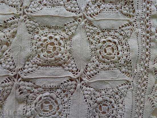 Delivery of An old hand-knit tablecloth, a box, a briefcase, a towel Delivery of An old hand-knit tablecloth, a box, a briefcase, a towel