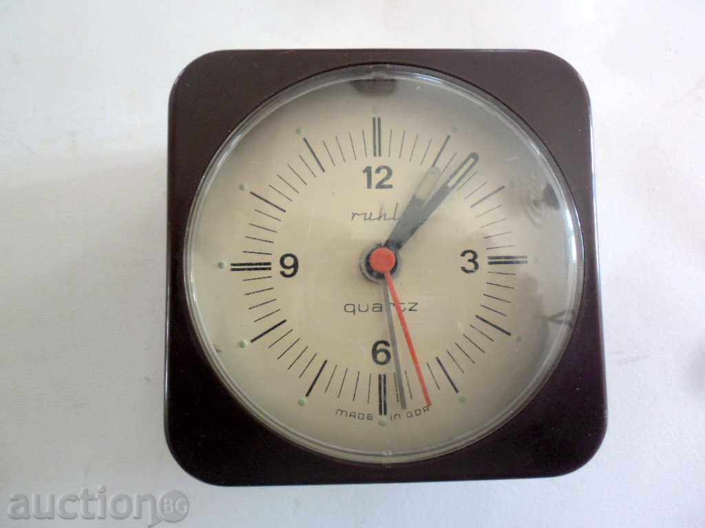 RUHLA GUARTZ MADE IN GDR - BUILDING - 5