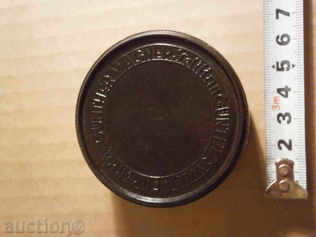 Livrarea cutie de bachelita Pelican Pelikan Livrarea cutie de bachelita Pelican Pelikan