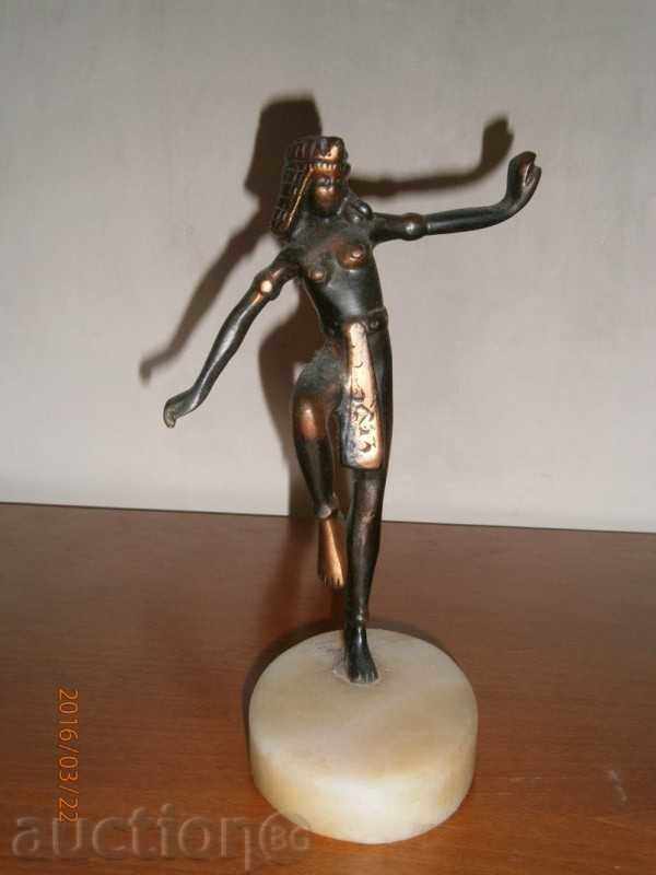 Egyptian goddess - bronze - 2