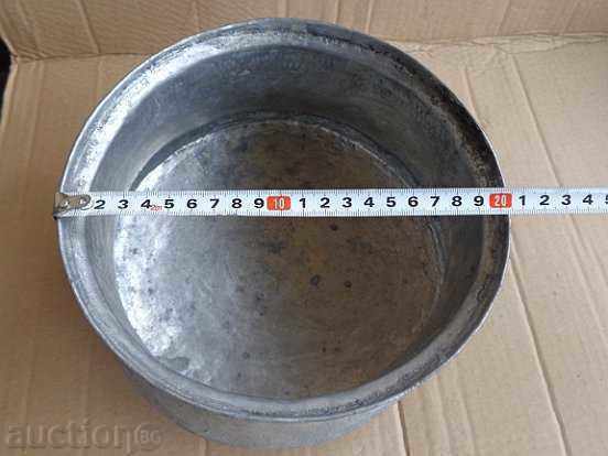 Old bakery spoon, baker, kettle pot pot cup with price 89.50 BGN | € 45.76 Old bakery spoon, baker, kettle pot pot cup with price 89.50 BGN | € 45.76