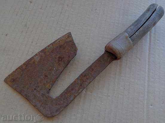 A hand forged ax, a pole, a chopper, a wrought iron, a primitive - 6 A hand forged ax, a pole, a chopper, a wrought iron, a primitive - 6