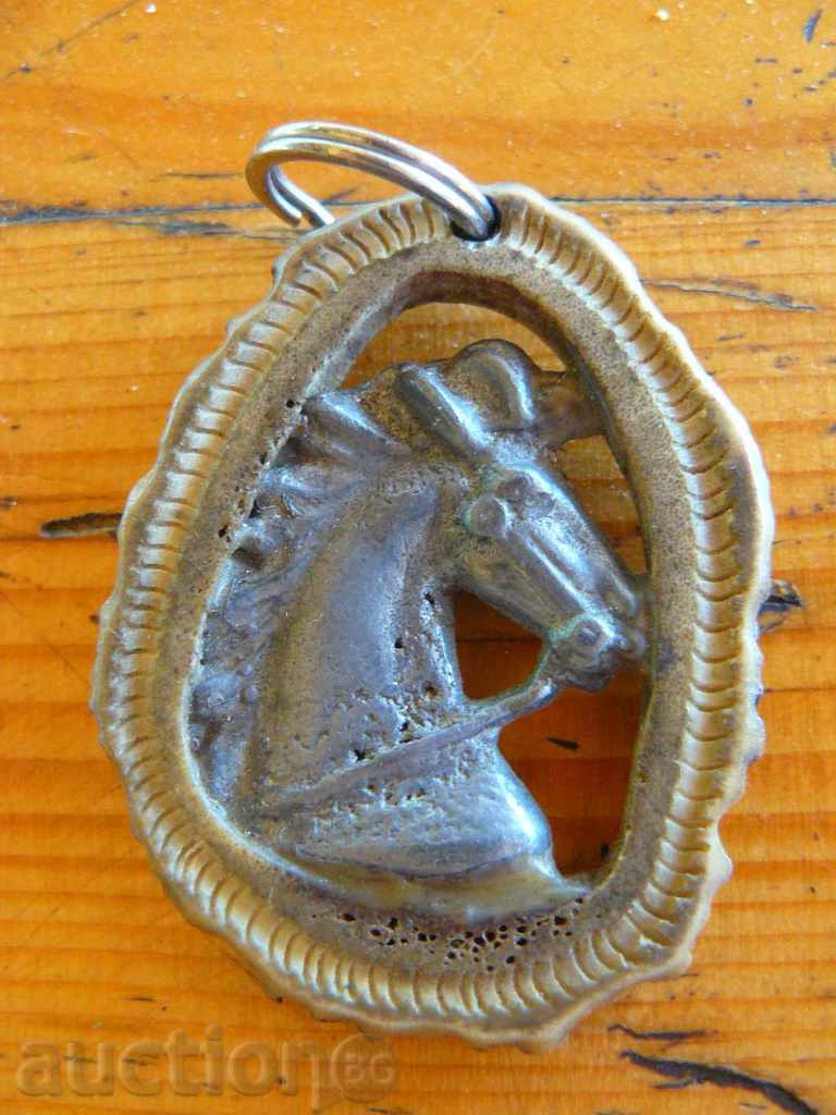Jade, Medallion-Horse head from lead in deer horn hoop