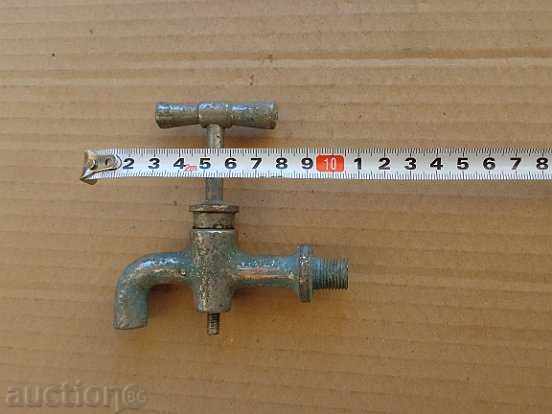 Auction  An old crane, a collector, a cannon, a sling